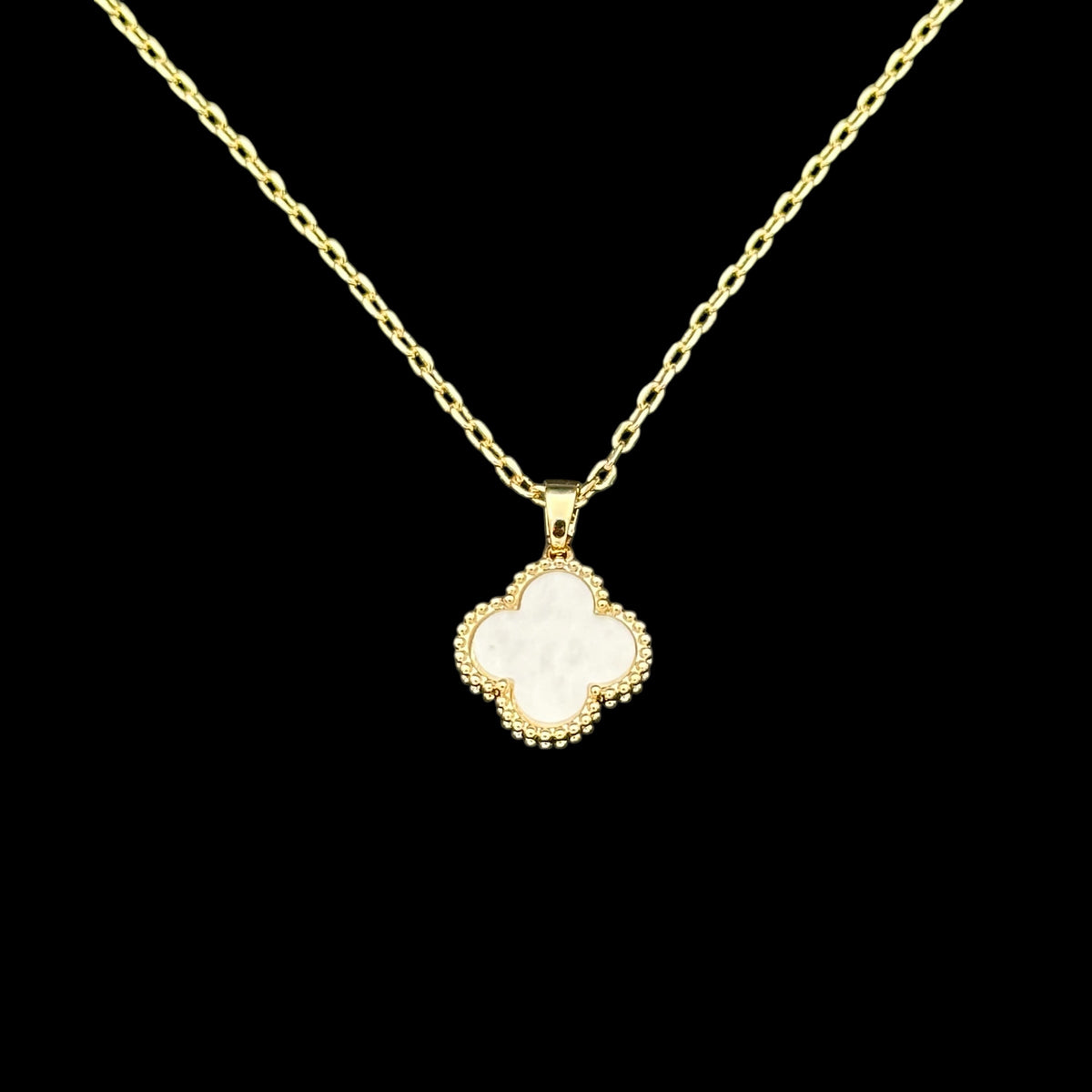 Lantisor Trifoi Auriu cu Alb Placat cu Aur 18K