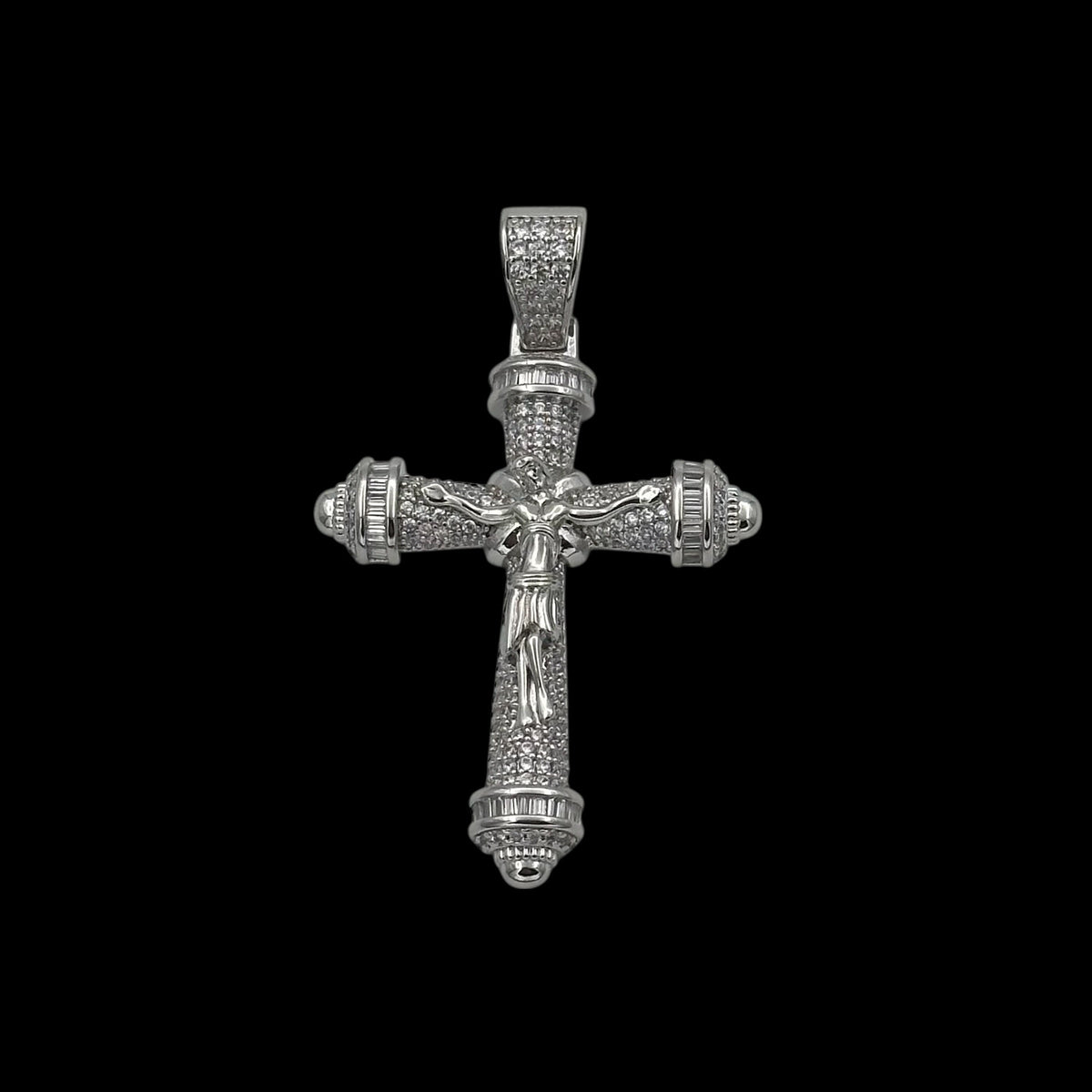 Pandantiv Cruce "Iisus Hristos" Placat cu Aur Alb
