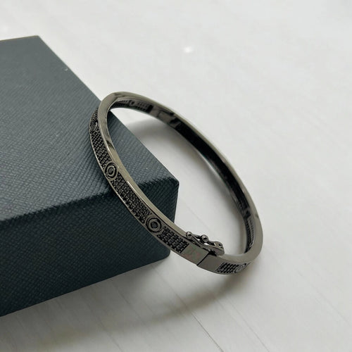 Bratara Brooks Full Black Diamonds