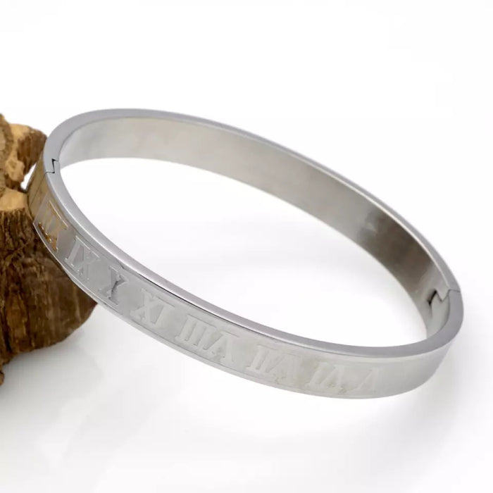 Bratara Brooks Roman Silver Bangle
