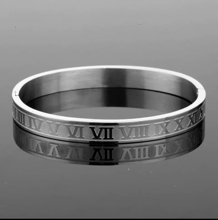 Bratara Brooks Roman Silver Bangle