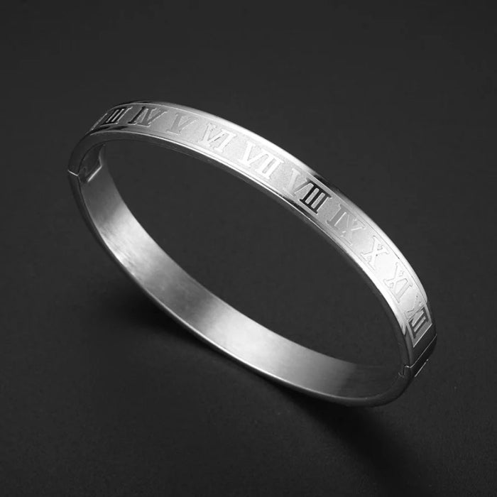 Bratara Brooks Roman Silver Bangle