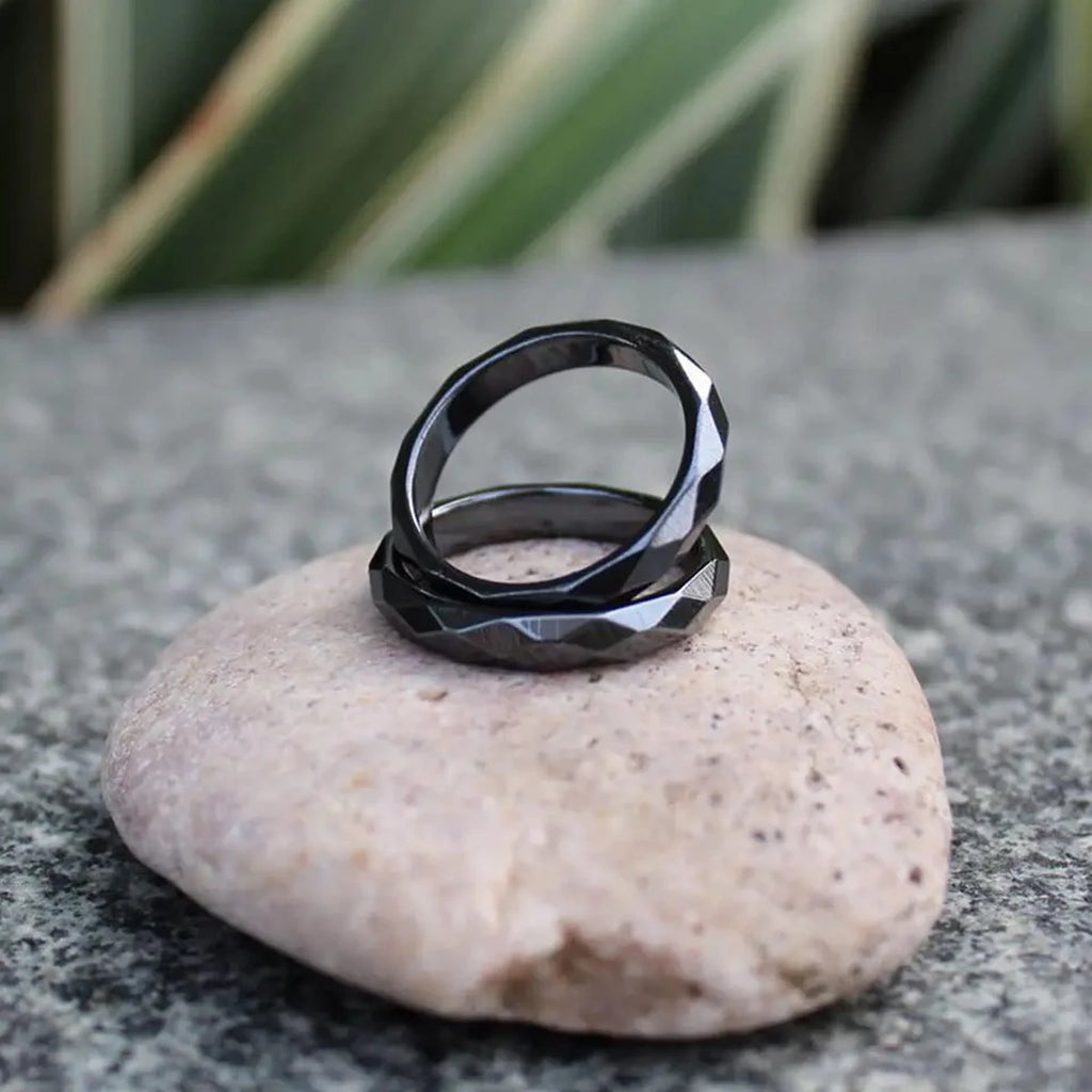 Inel Brooks Black Hematit Diamond Cut