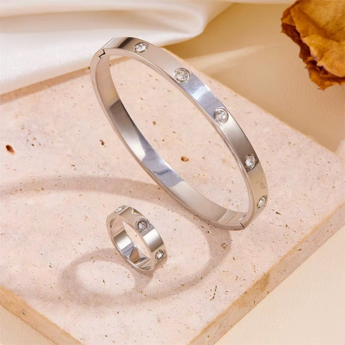 Set Bratara-Inel Brooks Silver Bangle Diamonds