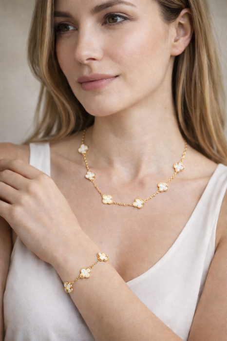 Set Colier-Bratara Dama Gold White Alhambra
